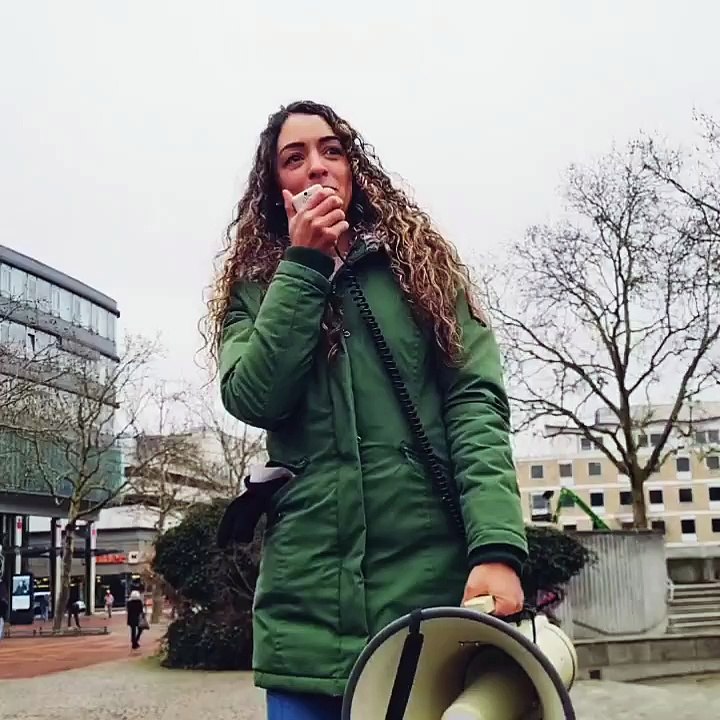 Kessia Melinda bestätigt mit ihren Erfahrungen die auch tödlichen Wirkungen der mRNA Spritze