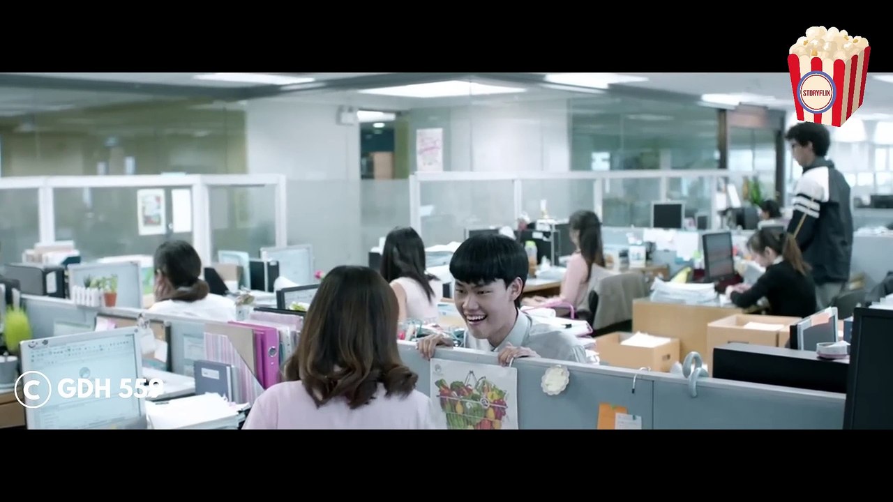 This geeky guy finally wins over the woman who always insulted him, making her fall in love