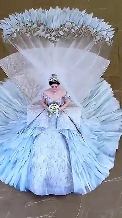 Wedding_dress(360p)