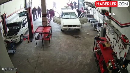 Aksaray'da Gaz Kaçaklı Araç Alev Alev Yandı, Sürücü Saniyelerle Kurtuldu