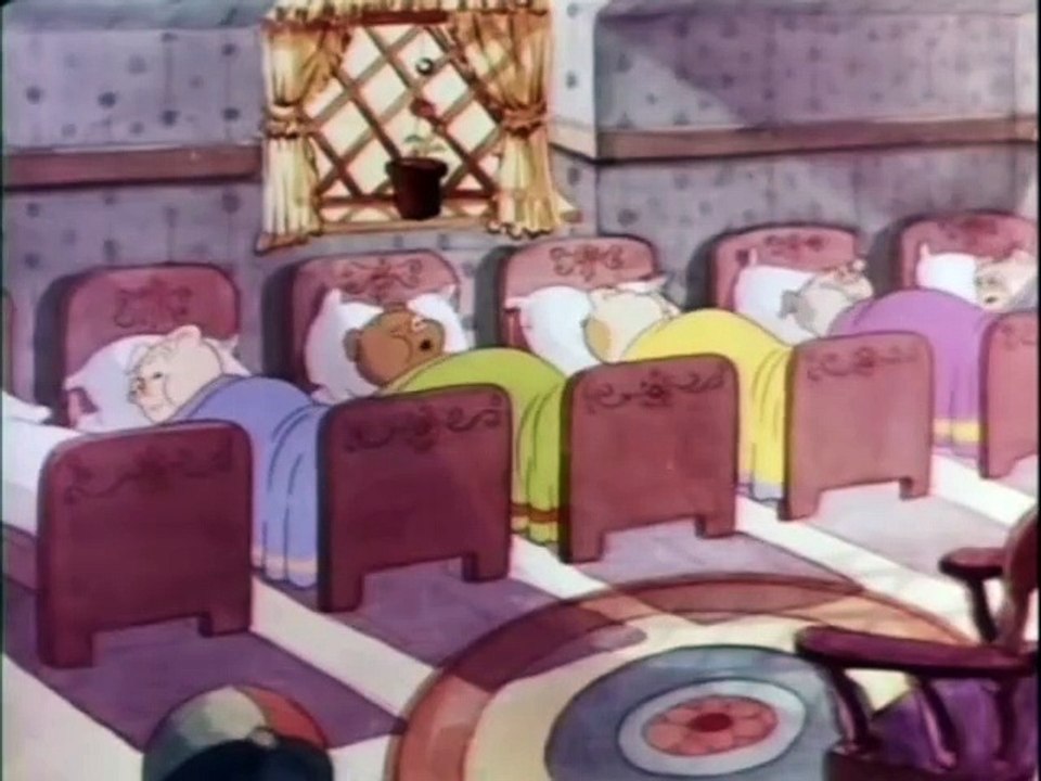 Looney Tunes and Merrie Melodies - At Your Service Madame