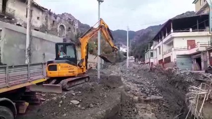 Messina, s'intensificano i lavori: Zafferia prova a rialzarsi dopo l'inondazione