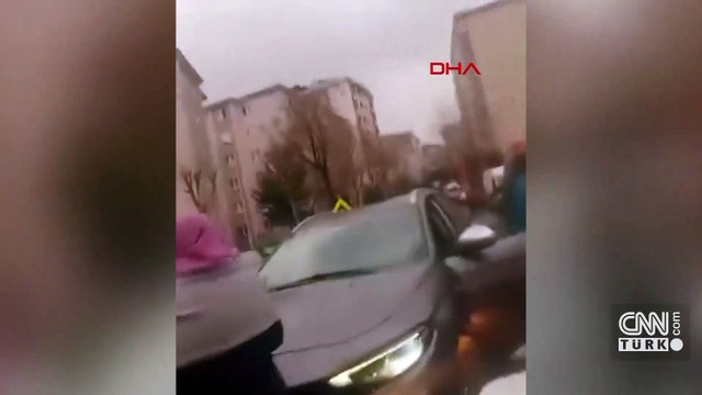 Trafikte yol verme kavgası: 'O telefonu kırarım' diyerek saldırdı, çocuk hıçkırarak ağladı