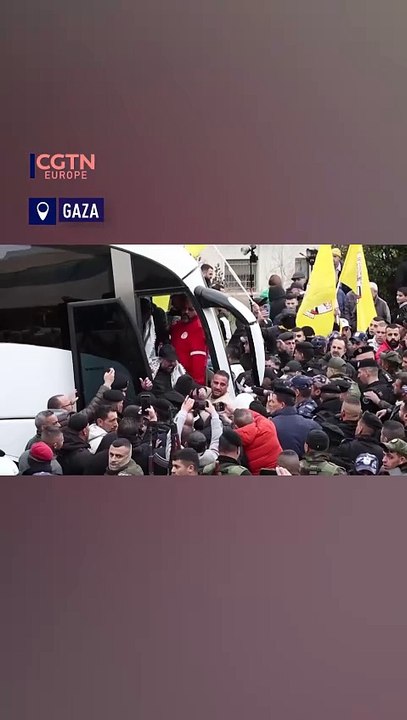 Hostages and detainees freed in ceasefire deal