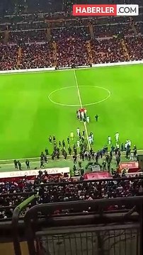 Adana Demirspor, sahadan çekildi