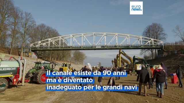 Paesi Bassi: cantiere aperto , migliaia di persone nel canale prosciugato per lavori