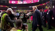 Trump entra em campo no Super Bowl em Nova Orleans