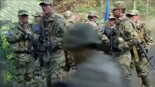 Film Pasukan Khusus Prajurit elit menyamar sebagai yang terluka, menangkap pemimpin musuh dalam 3 gerakan