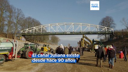 Buscando tesoros en el fondo de un canal neerlandés