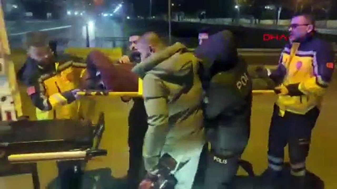 Bursa'da, 2.14 promil alkollü olan sürücünün kullandığı kamyonet dereye düştü