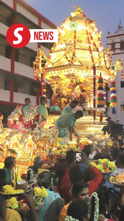Thaipusam festival begins with golden chariot procession in Penang