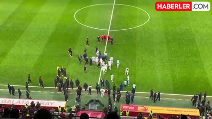 Tek cümlelik not düştüler! Sahadan çekilme olayına Beşiktaş'ta tepkisiz kalmadı