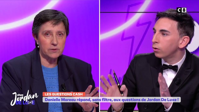 La chroniqueuse Danielle Moreau révèle son salaire dans TPMP : J'ai 500 euros par émission et 4.000 euros garantis par mois. Si l'émission s'arrête, je vais faire la manche - VIDEO