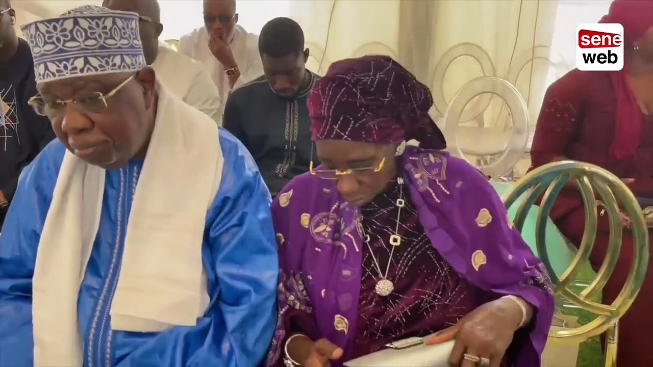 Baptême de Diadia_Le père de Mari de vipère en larmes devant son fils