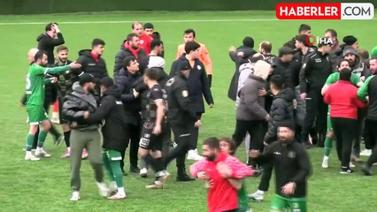 Futbol Maçında Kavga: Sahada Spora Yakışmayan Görüntüler