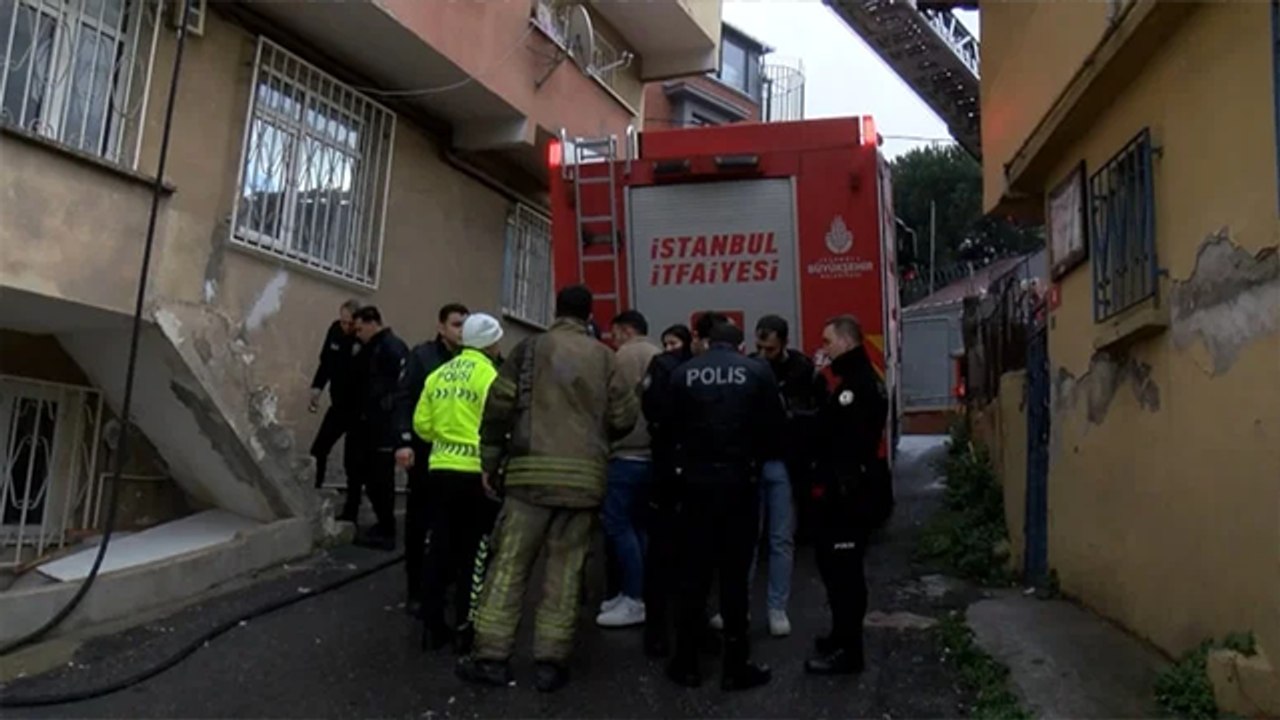 Ataşehir'de yangın: Engelli kadın hayatını kaybetti