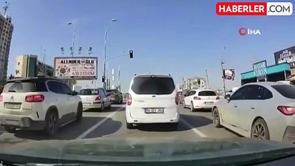 Trafikte Tartışmanın Sonucu: Beyzbol Sopasıyla Araç Zararına Yolaçtı