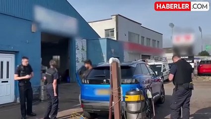 İngiltere'de büyük kaçak işçi operasyonu: Binlerce göçmen yakalandı