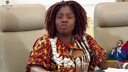 Presidente colombiano pede renúncia de todo o gabinete em meio à crise governamental