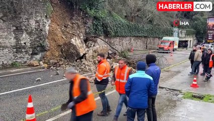 Üsküdar'da İstinat Duvarı Çöktü, Araç Saniyelerle Kurtuldu