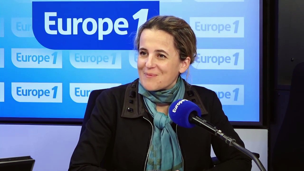 Pascal Praud reçoit Katia Turnier, Directrice des Petits Chanteurs à la Croix de Bois qui ont participés aux jingles d'Europe 1