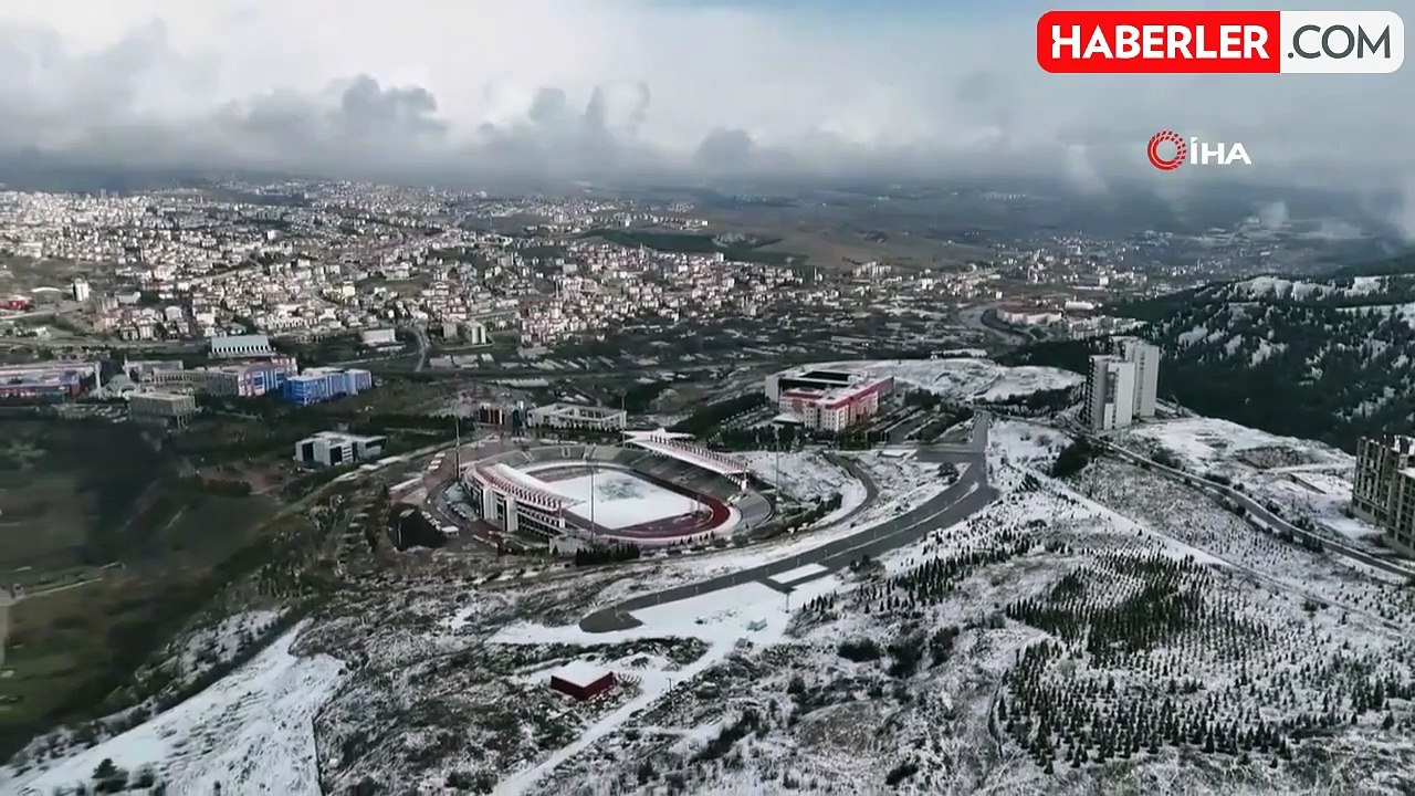 Karabük'te Kar Yağışı Sonrası Siyah Beyaz Manzara