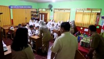 Prabowo Dapat Hadiah Boneka hingga Beri Tanda Tangan Saat Tinjau MBG di SDN Bogor
