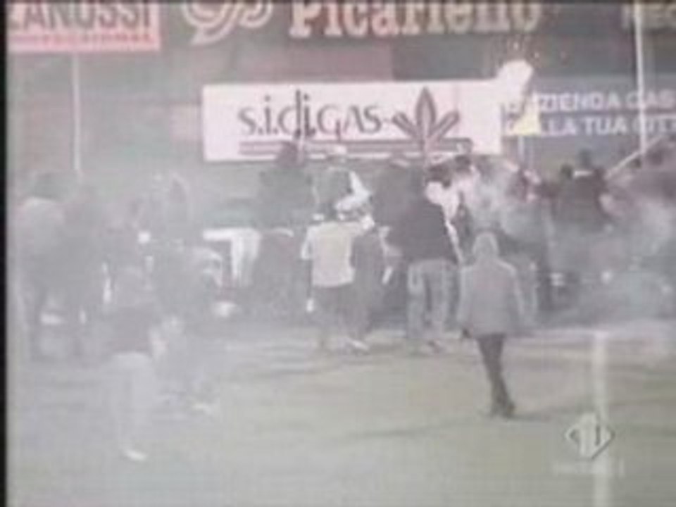 Incidents ultras napoli vs police
