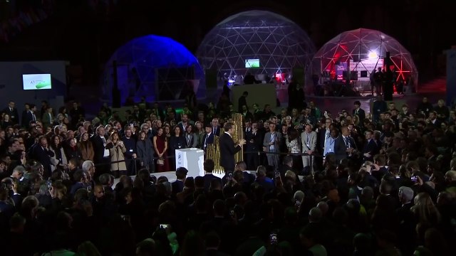 Emmanuel Macron, au sommet de l'IA : Nous avons déjà des avantages par rapport aux Etats-Unis