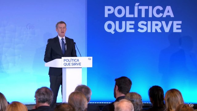 Feijóo arremete contra Vox por hacer oposición de tumbona y de dedito levantado