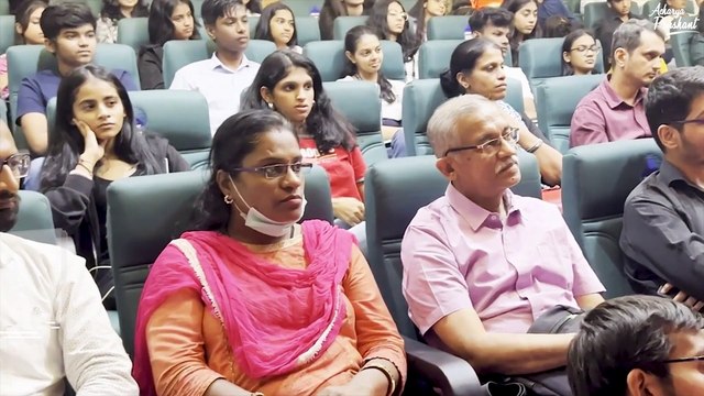 When things go bad, I start panicking || Acharya Prashant, at Mithibai College, Mumbai (2022)