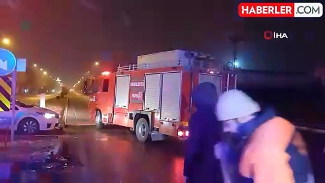 Alkollü Sürücü Tuzlama Aracına Çarptı: 1'i Ağır 2 Yaralı