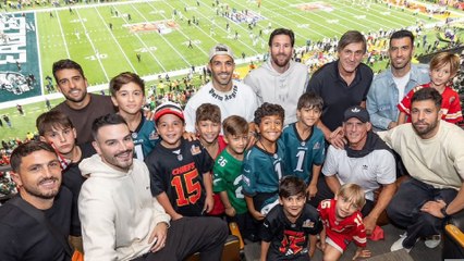 Messi steals the spotlight at the Super Bowl // LaLiga heats up as Barcelona closes in on Real Madrid // Santi Giménez, AC Milan’s new star