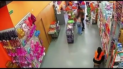 Mulher Sofre Queimaduras após Celular Explodir Dentro do Bolso