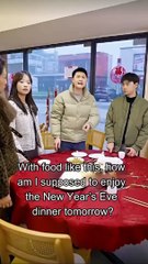 Overseeing the Cooking of the New Year's Eve full short drama
