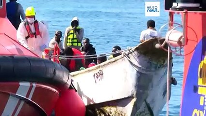 Centenas de migrantes resgatados ao largo da costa das Ilhas Canárias