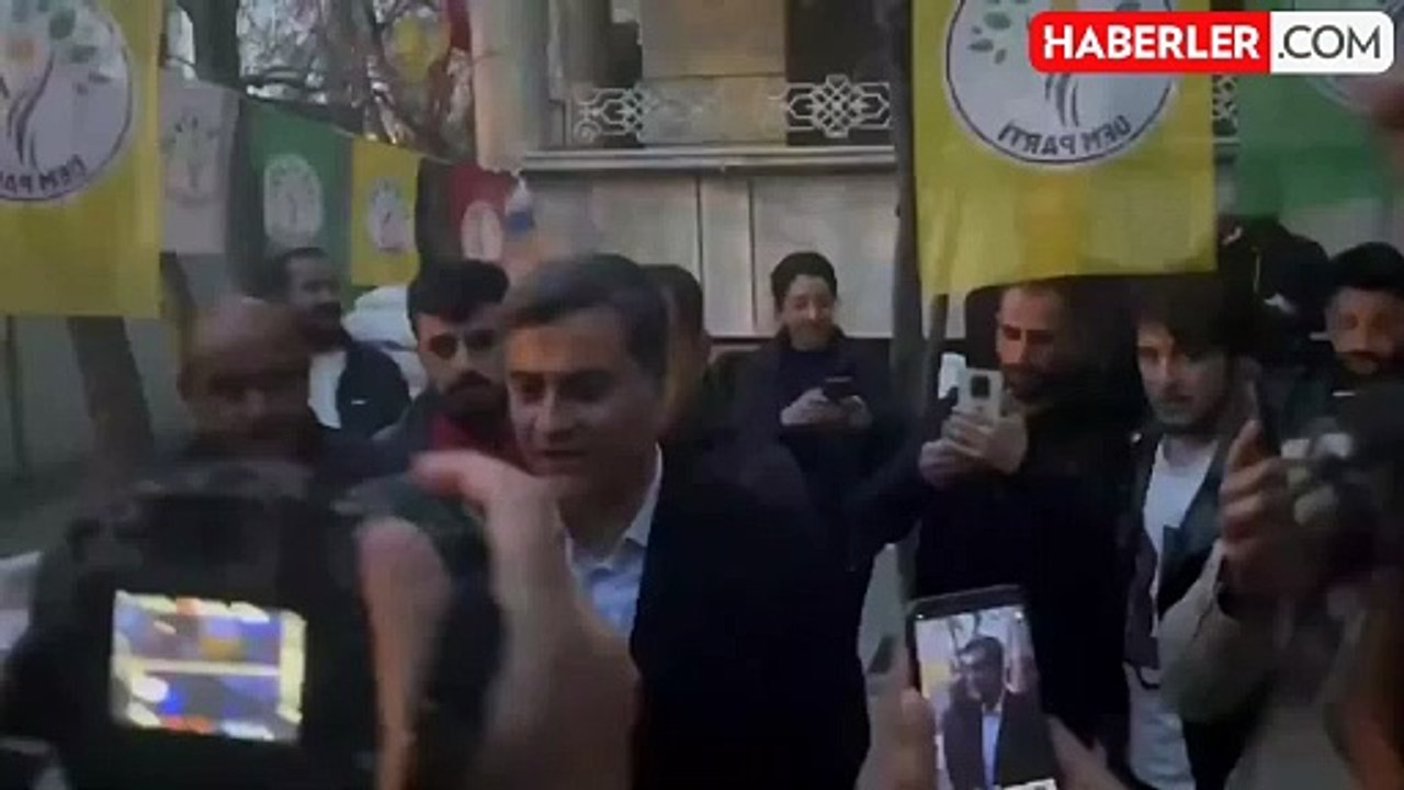 Abdullah Zeydan kaç yıl ceza aldı? Van Belediye Başkanı neden hapis cezası aldı, suçu ne?