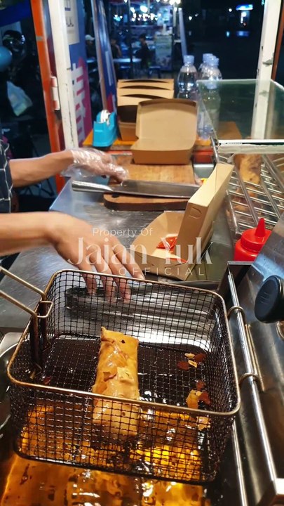 LUMPIA AYAM VIRAL
