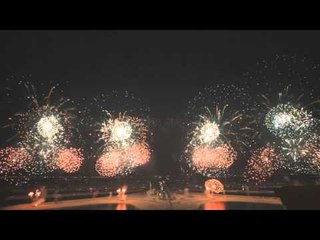 Atlantis welcomes 2013 with fireworks in Dubai