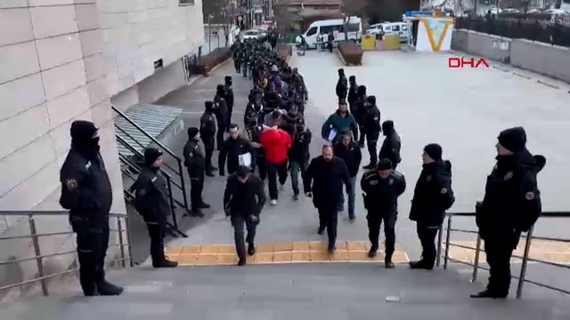 Gaziantep’te 1 kişinin öldüğü bıçaklı kavgada 5 şüpheli adliyede