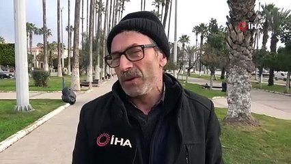 Mersin’de dehşet anları kamerada! Sokak köpekleri kadını böyle kovaladı