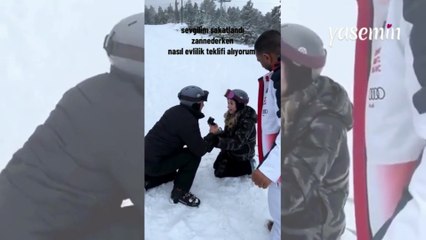 Erkek arkadaşı sakatlandı zannederken evlilik teklifi aldı!