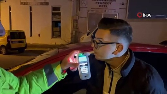 0,50 promil ile sınırda kalan taksiciye polisten ehliyet şakası