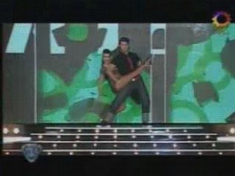 Valeria Archimo Bailando Rock