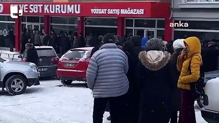 Yozgat'ta kar altında ucuz et kuyruğu