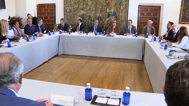 Albert Serra y Real Unión de Criadores Toros de Lidia recibirán Premio Nacional de Tauromaquia