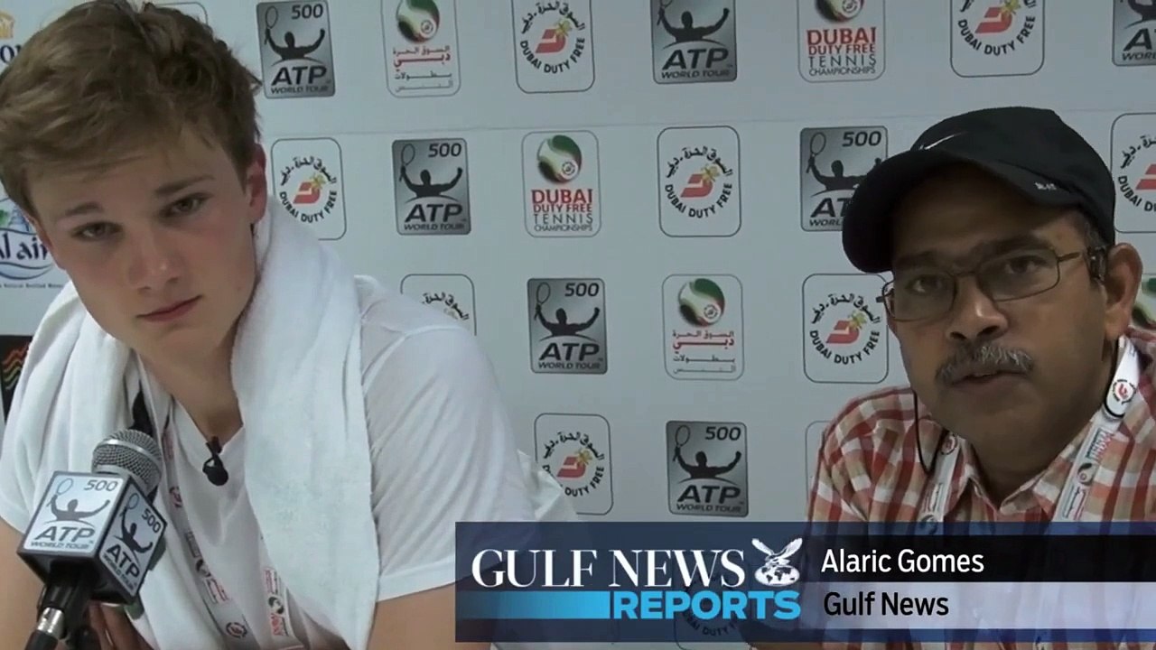 Tennis impersonator Josh Berry at the Dubai Duty Free Tennis Championships