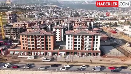 Kahramanmaraş'ta Deprem Konutları Işıklandırıldı