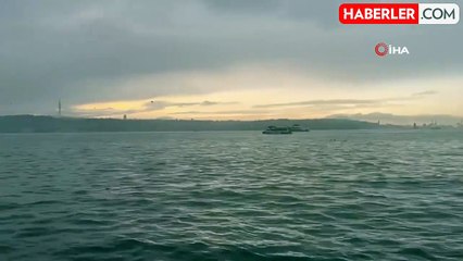 İstanbul Boğazı'nda sis etkili oluyor