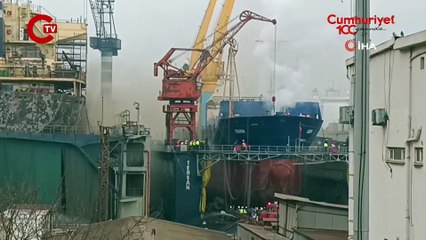 Tuzla Tersanesi’nde yangın